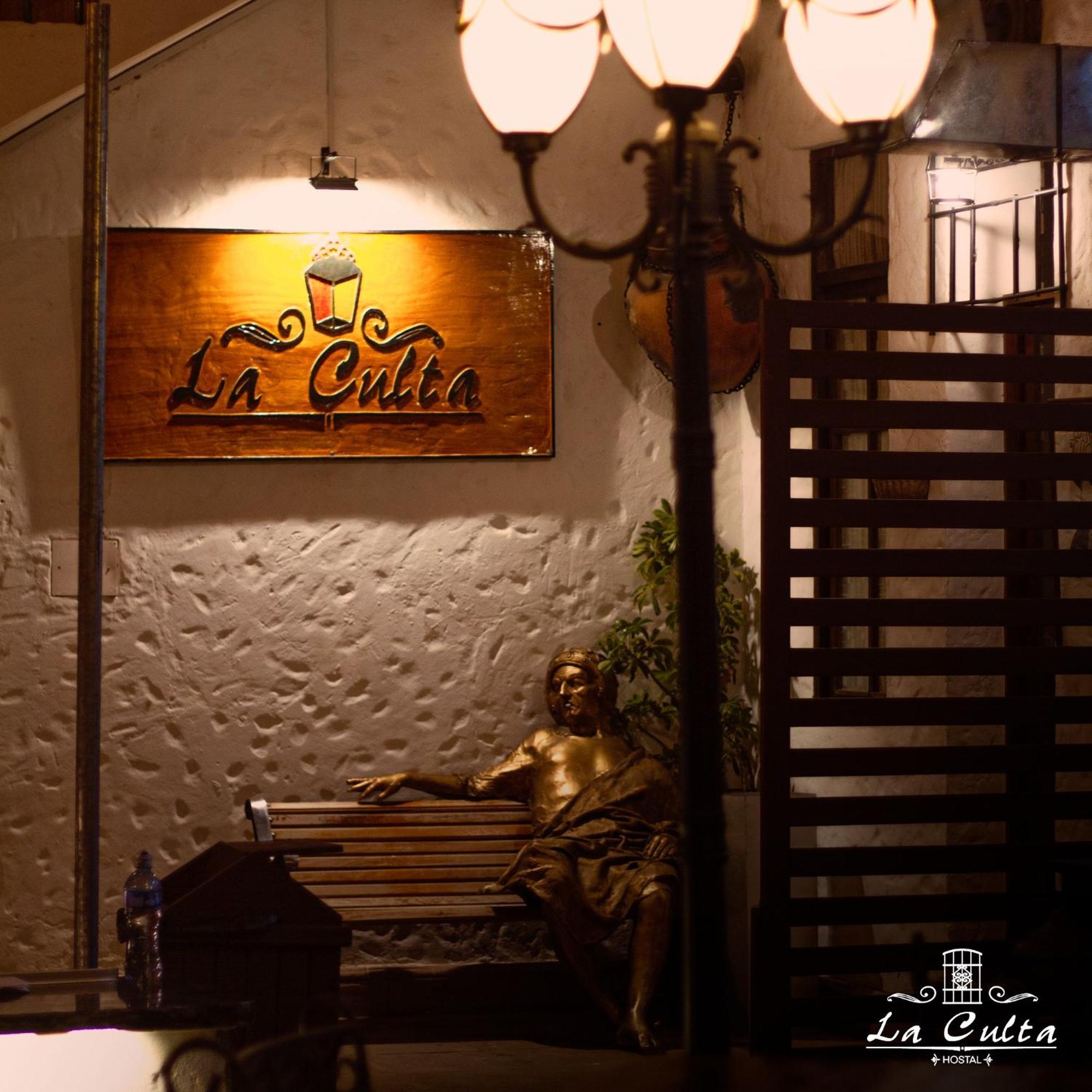 La Culta Hostal & Casa Cultural Сукре Екстериор снимка