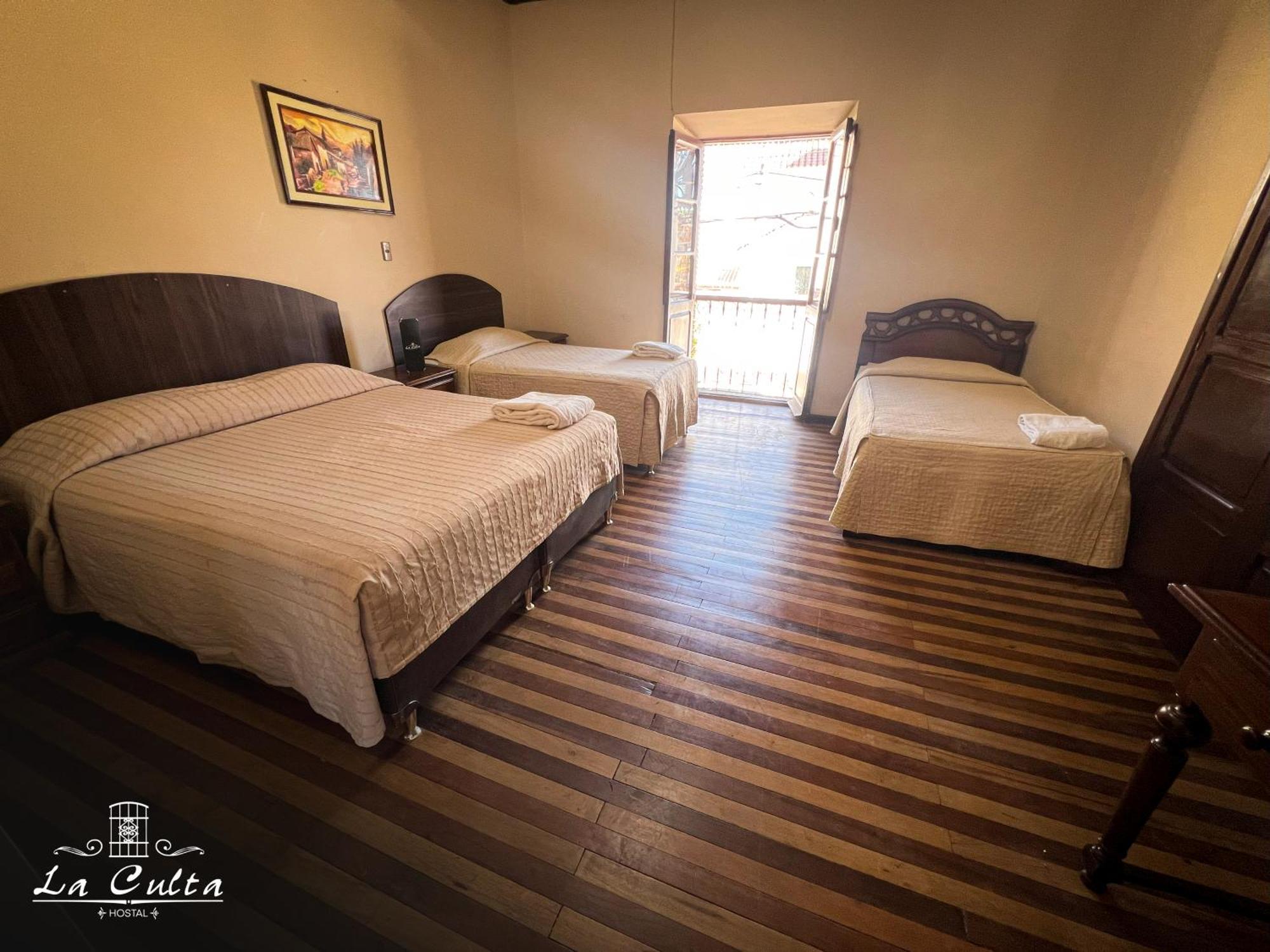 La Culta Hostal & Casa Cultural Сукре Екстериор снимка