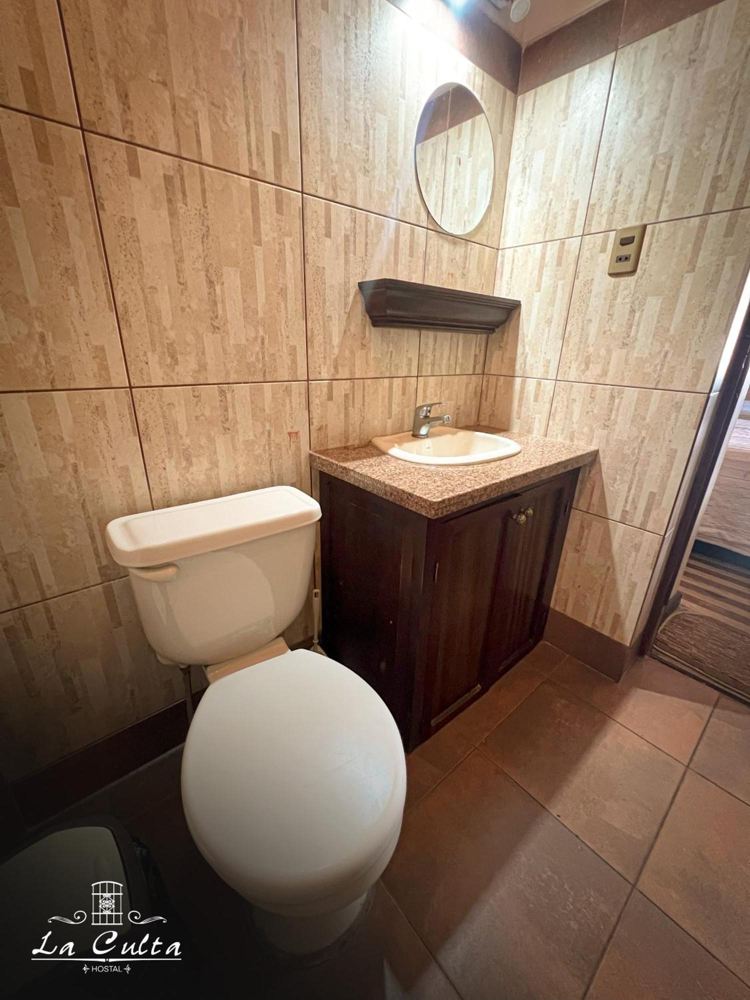 La Culta Hostal & Casa Cultural Сукре Екстериор снимка